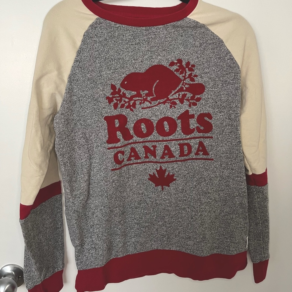 Roots sweatshirt